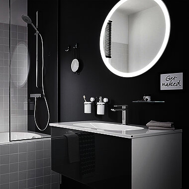 Badezimmer in Schwarz-Weiß Optik