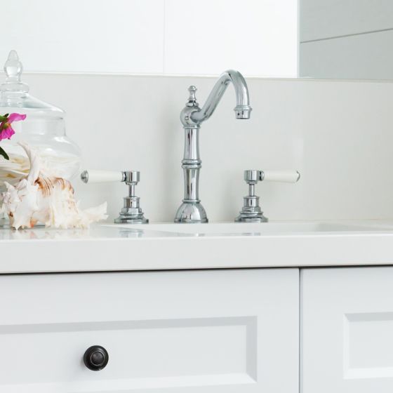 Badezimmer im Landhaus-Stil
