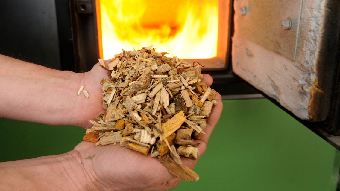 Heizen mit Holzschnitzeln