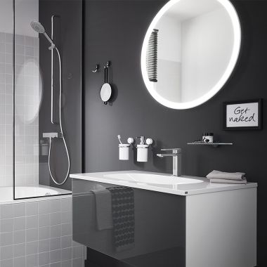 Badezimmer in Schwarz-Weiß Optik
